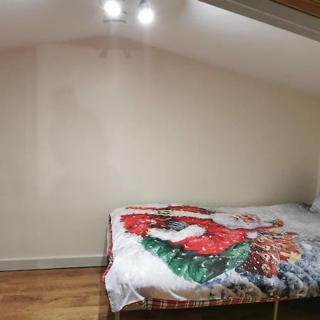 Palaz 1 - 2 Bedroom Garden Flat Edmonton Ngoại thất bức ảnh