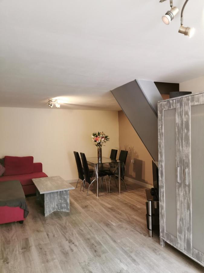 Palaz 1 - 2 Bedroom Garden Flat Edmonton Ngoại thất bức ảnh