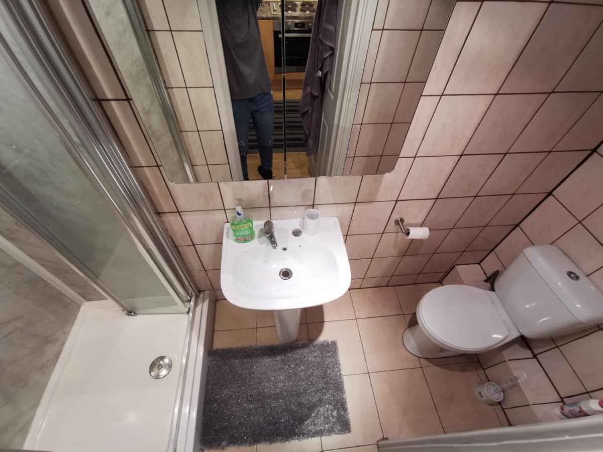 Palaz 1 - 2 Bedroom Garden Flat Edmonton Ngoại thất bức ảnh