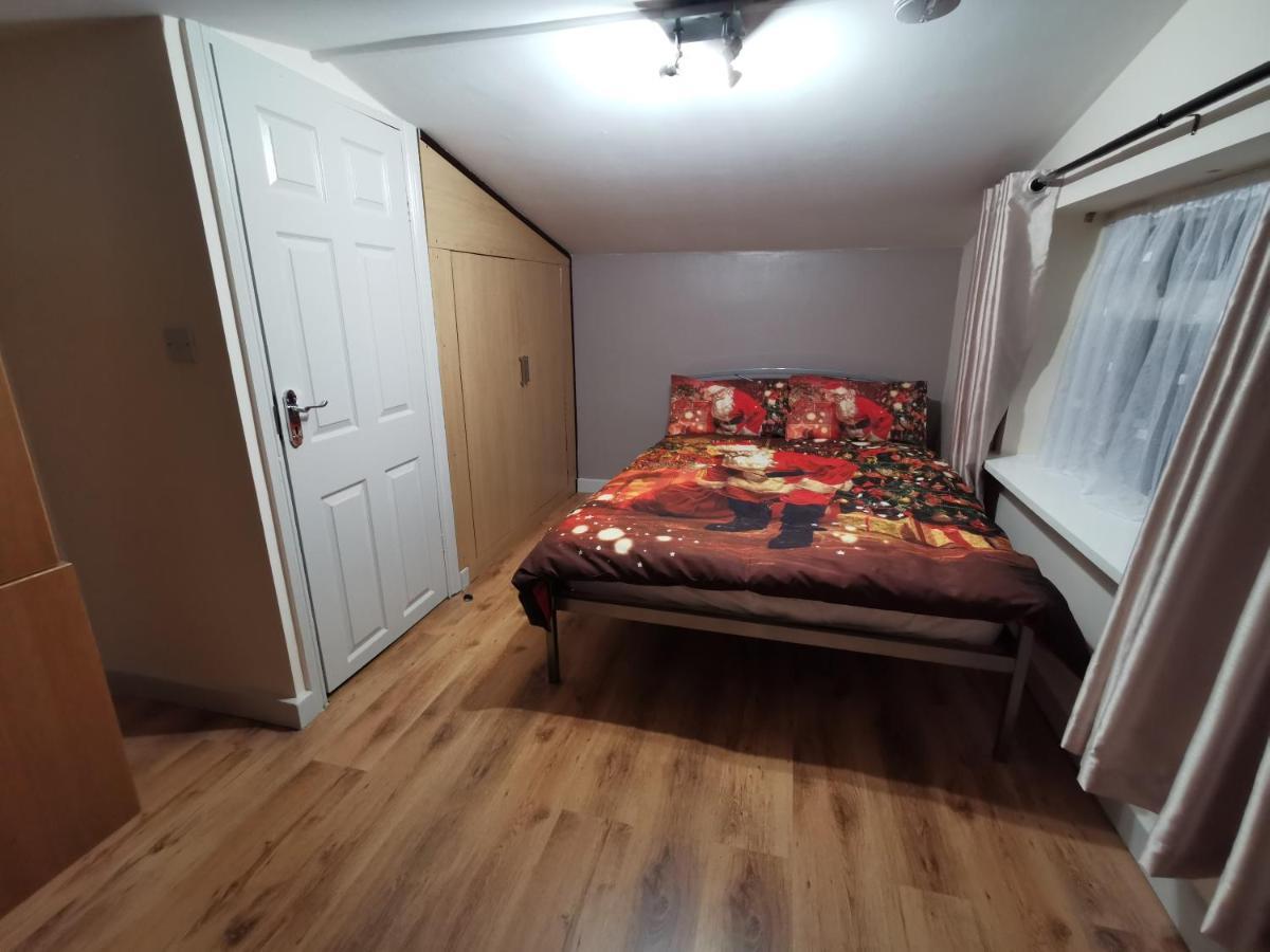 Palaz 1 - 2 Bedroom Garden Flat Edmonton Ngoại thất bức ảnh